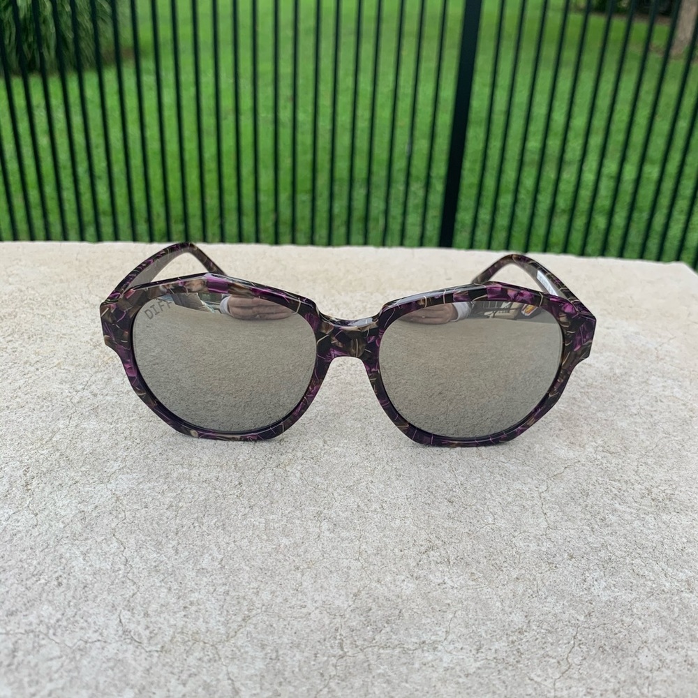 Diff Sunglasses - image 2